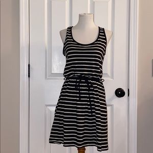 Forever 21 racer back dress small